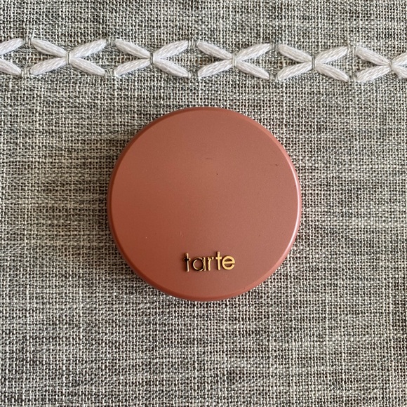 Tarte Blush - Picture 2 of 2